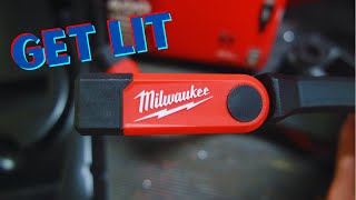 Quick Look at the Milwaukee REDLITHIUM™ USB 400L Neck Light