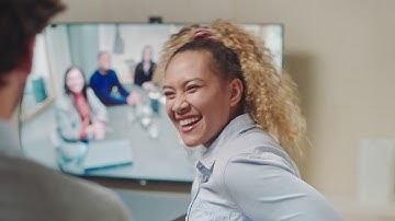 Huddly IQ - The AI-powered conference camera