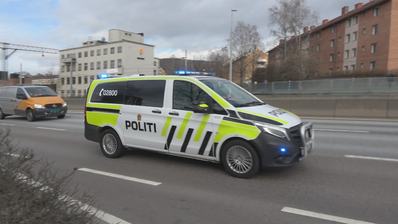 Oslo Police 4225 Responding