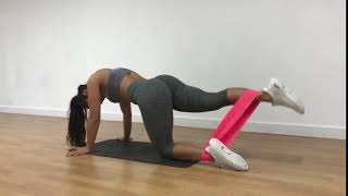 KNEELING PULSING KICK BACK