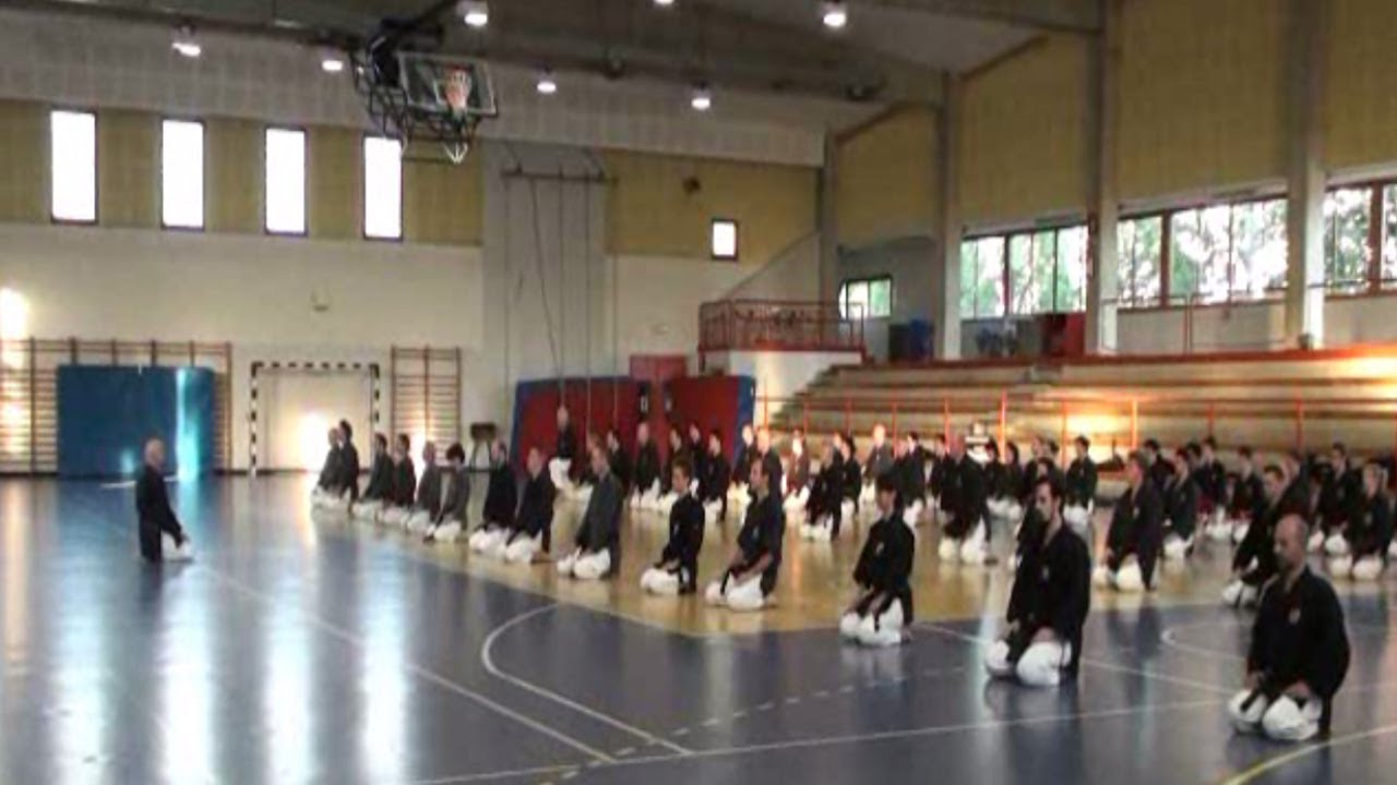 Matayoshi Kobudo - National AIKO Seminar 2013 (Italy)