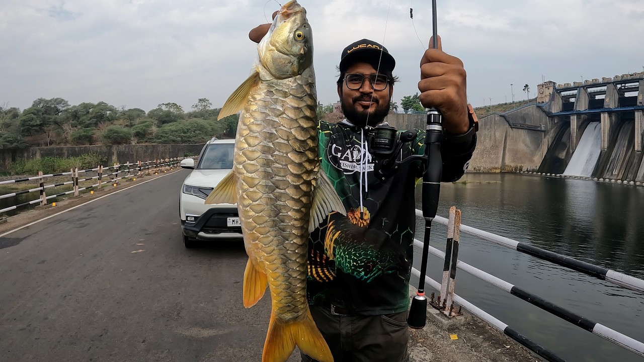CHALLENGE || REDFINE MAHSEER V/S ULTRALIGHT FISHING