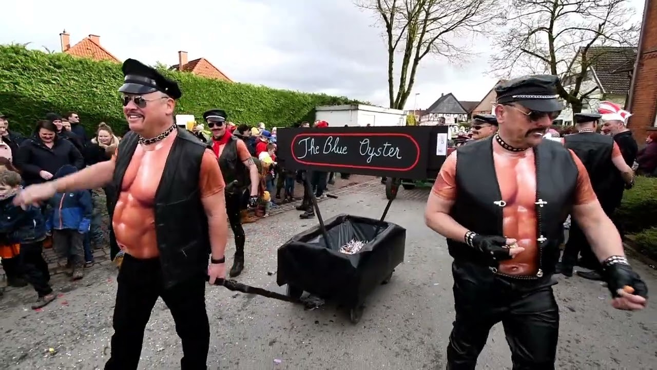 Karneval in Lüntorf: Party bei Prunksitzung und Straßenumzug