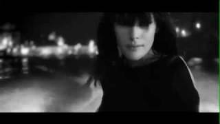 Givenchy  Parfum Very Irresistible Lintense  Avec Liv Tyler  2011