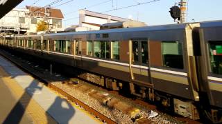2013年 11月30日 223系+225系新快速 高速通過  島本駅