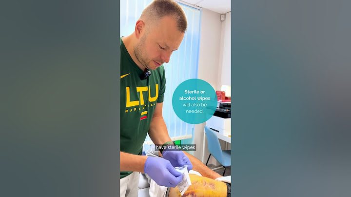 Proper way to remove plaster after orthopaedic surgery
