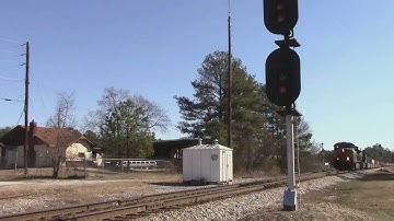 CSX Q042-27 through Stonewall, but preparing to stop at Red Oak 2/27/14