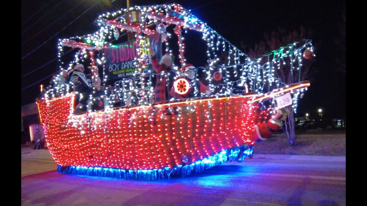 Arlington Texas, Christmas Parade 2021.... YouTube