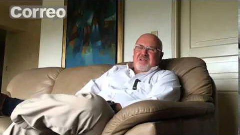 Peru: After coming out congressman Carlos Bruce reveals he has a long time partner