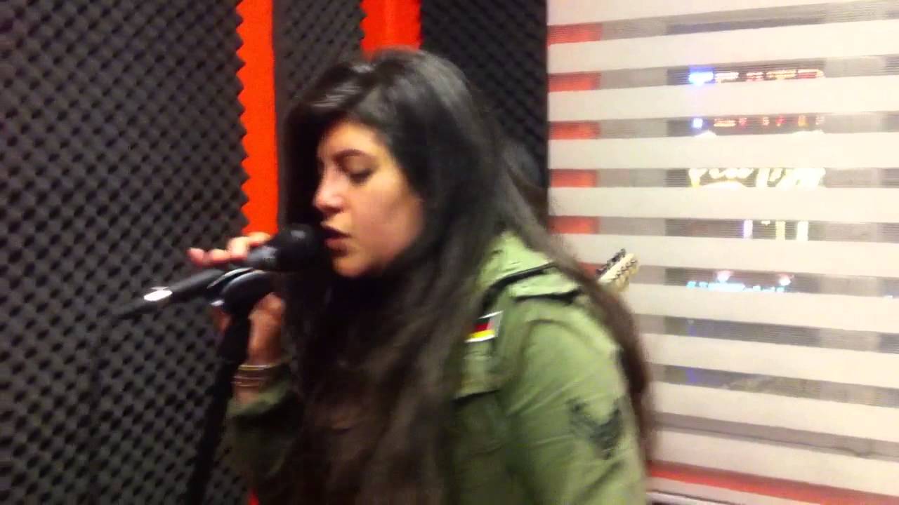 Flow and Follow (ensayo) - Colafria