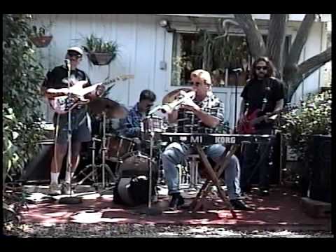 "Give me a kiss" performed by the SB All Star Jam ...