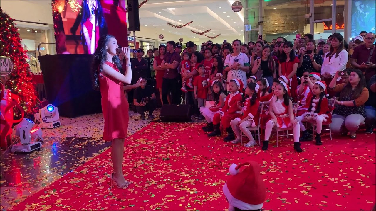 SM City Pampanga - Zephanie Dimaraan (Kumukuti-kutitap & Give Love on Christmas Day)