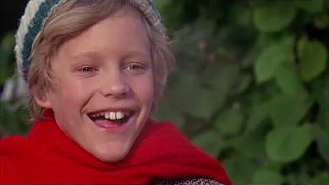 Willy Wonka's Grand Entrance in HD.