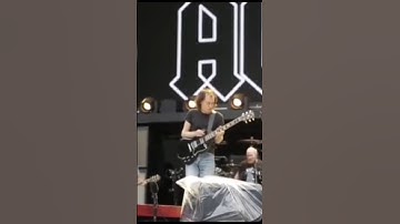 When Angus Young hits the stage WITHOUT the school uniform 🤘 #ACDC #DirtyDeeds #angusyoung