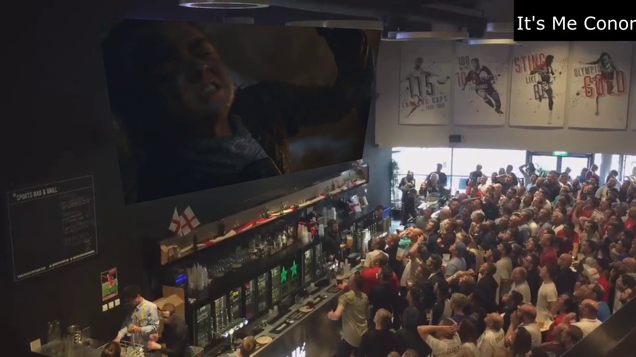 England Reaction To Arya Defeating The Nightking - GoT S8E3