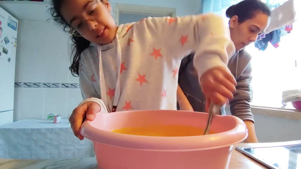 1/2 fazendo no bolo 🍰 de cenoura 🥕
