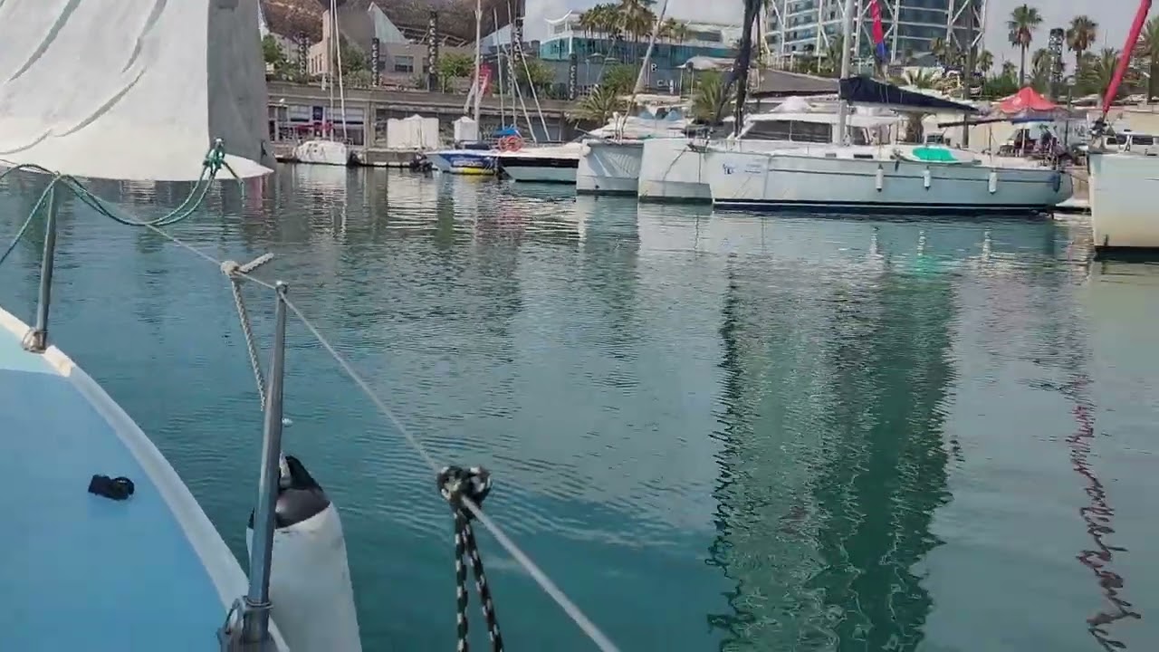 Como mover un velero con genova en puerto [ESCOLA PORT]