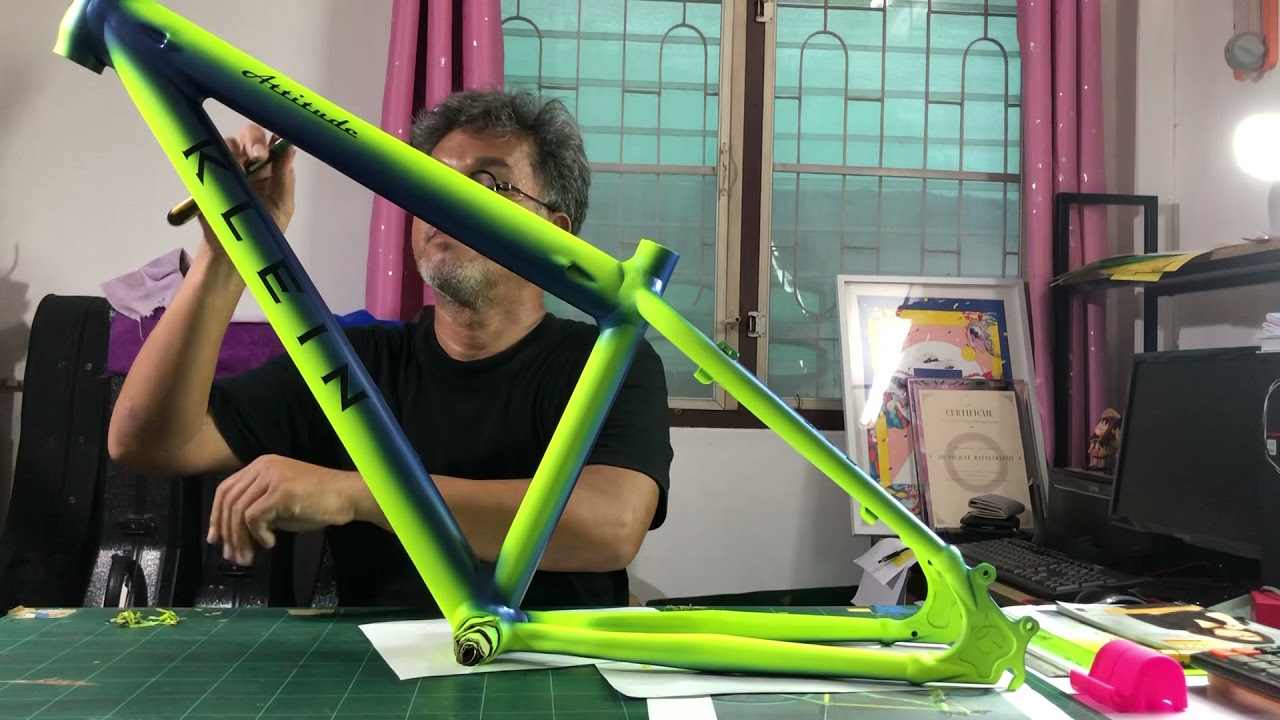 Klein Attitude……Repaint by Mowglistudio