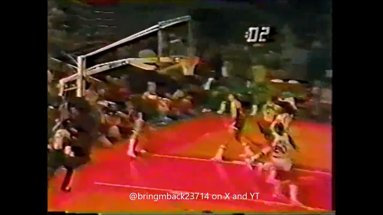 Maurice Lucas with a huge poster dunk at the buzzer