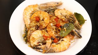 Prawns with Garlic and Kaffir Lime leaves