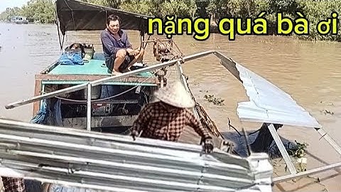 Thợ lặn hốt hoảng trúng hàng khủng được cái ca bin chẹt 