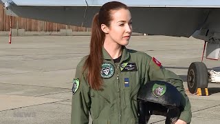 Erste F-18 Kampfjet-Pilotin der Schweiz (Swiss First Female Fighter pilot)