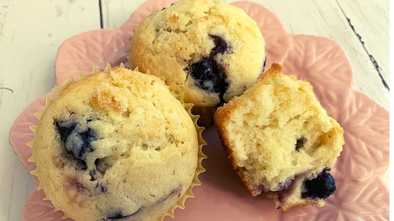 Blueberry Muffins/ Lemon Blueberry Muffins/Easy Muffins/LOVING MY NONNA LIFE ♥️|