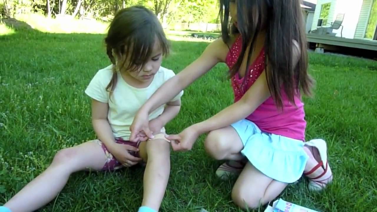 Insta-Heal Band-aid Commercial