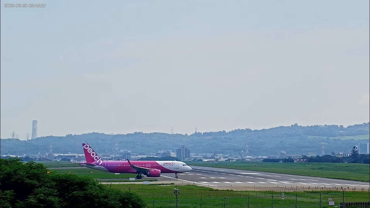 樂桃航空Peach A320-251N(JA212P) MM-24 桃園(TPE)⮕關西(KIX) - YouTube