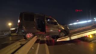 Ehliyetsiz Sürücü Polisten Kaçtığı Araçla Bariyere Çıktı! Avcılar Son Dakika