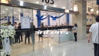 Live! Suasana Terbaru Rumah Duka Ayah Sarwendah