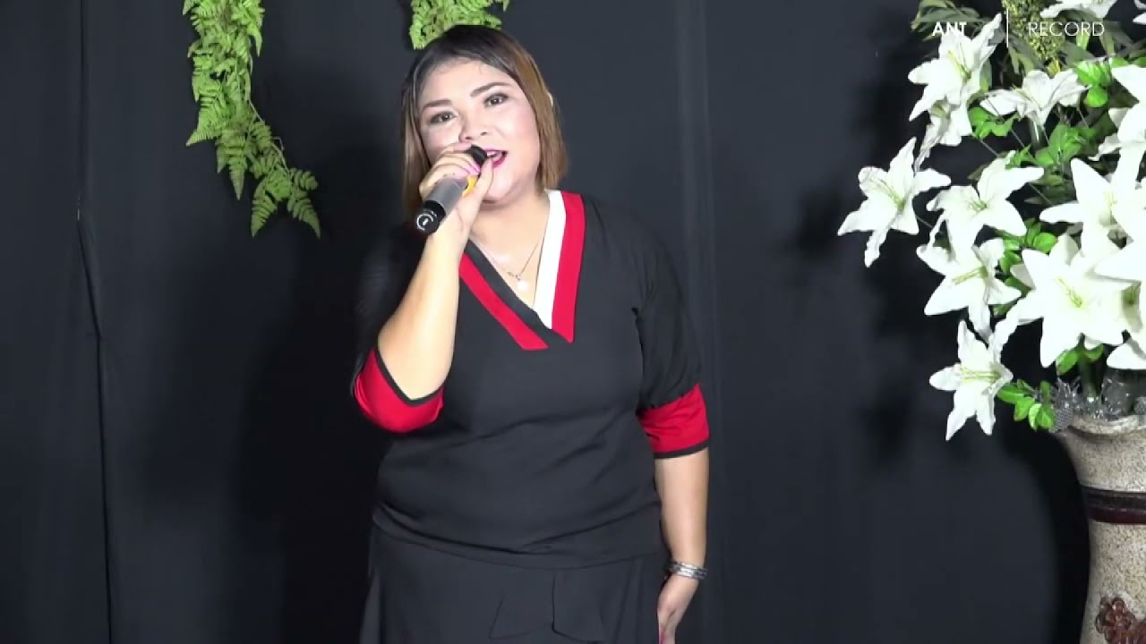 Birovning smetini yalash video