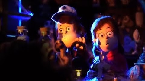 Gravity Falls Horror Intro Sequence (Stop Motion)