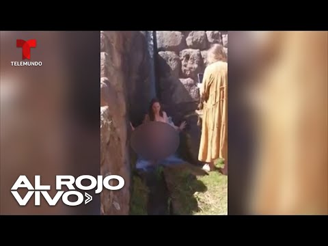 Turistas se bañan desnudas en una zona arqueológica de Perú