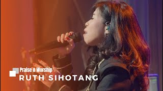 Video thumbnail of "RUTH SIHOTANG - SAATKU MENYEMBAHMU"