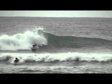 Moana Jones Billabong team rider ripping the VQS surf contest