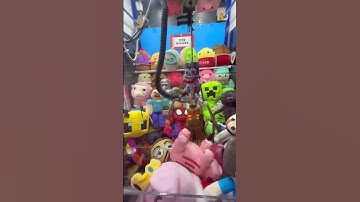 Technoblade Plush Stuck Inside Claw Machine 😦 #shorts #clawmachine #arcade #minecraft #technoblade