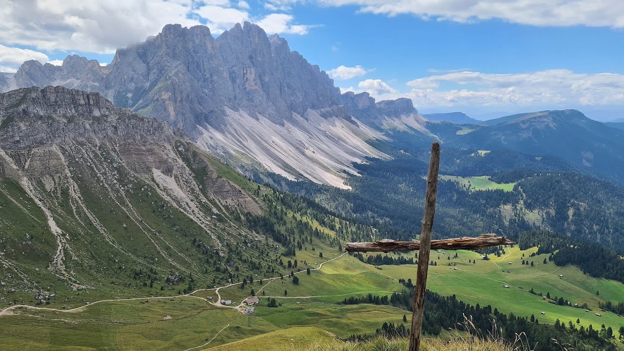 Rifugio Genova e Col di Poma - Val di Funes