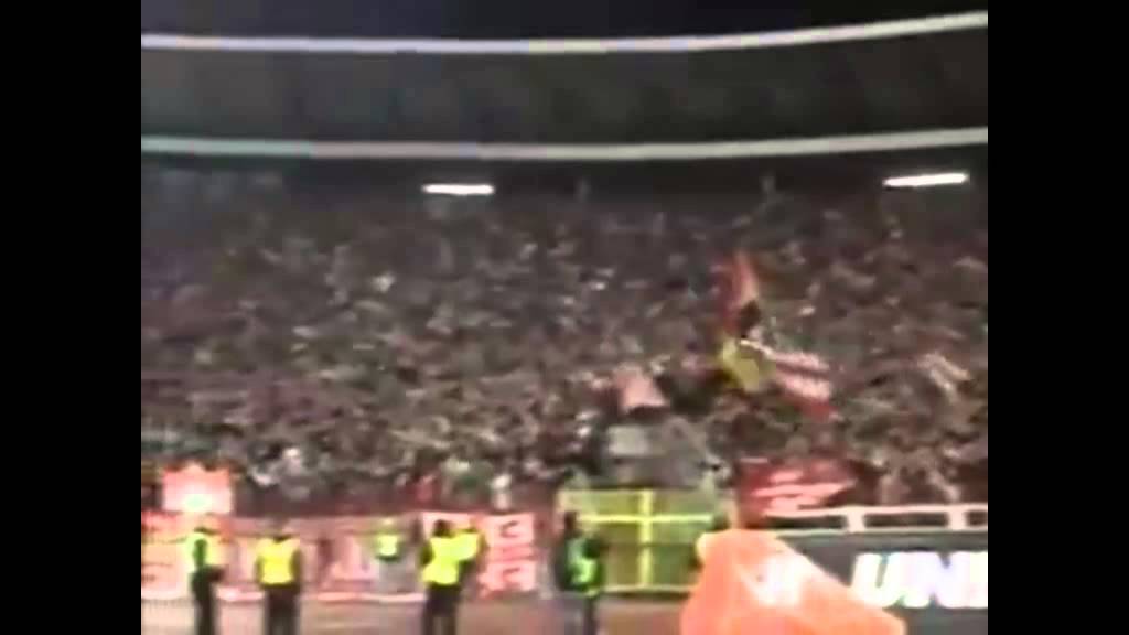 JEBEMO KARAMO - Delije na 143 derbiju 17.11.12.