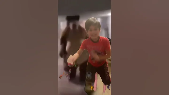 Bear chasing me down hall but it’s hard mode