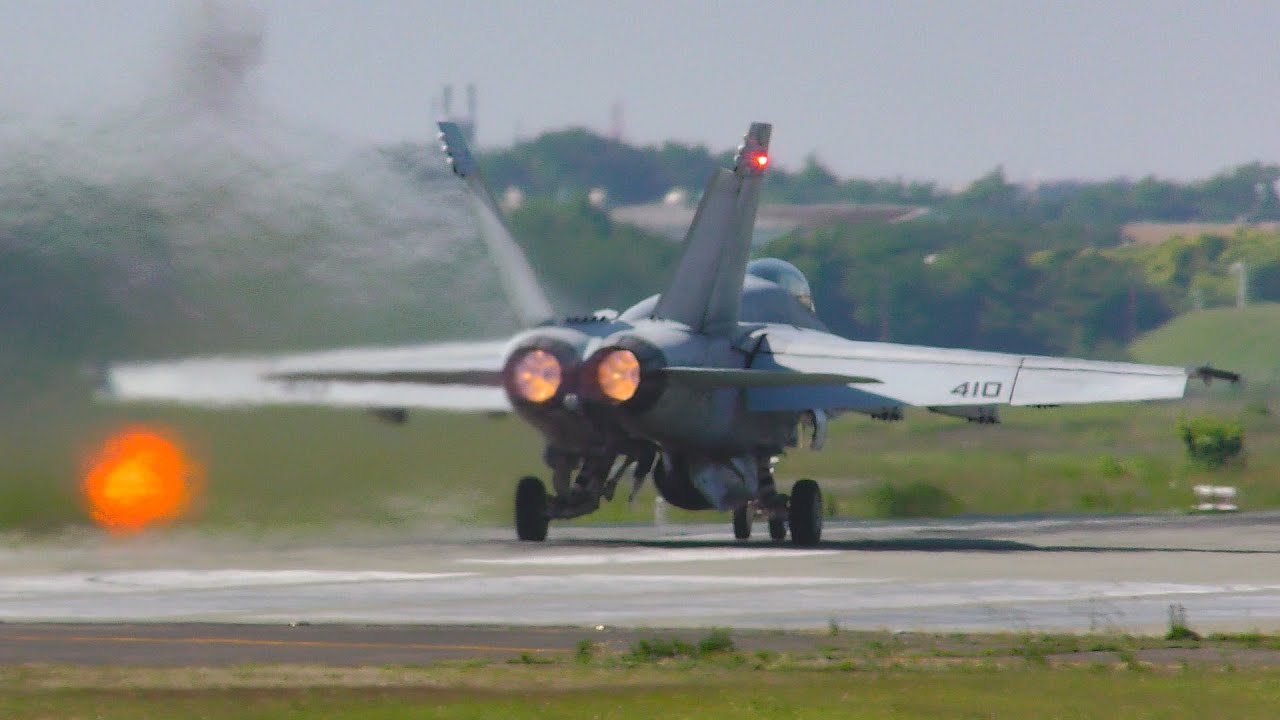 F/A-18E VFA-195 Dambusters(NF410) NAF Atsugi May 18, 2016