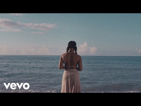 Lila Iké - True Love (Official Video)