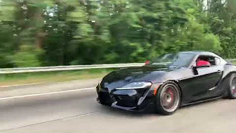 Honda Civic Type-R (FK8) vs Toyota Supra (A90)