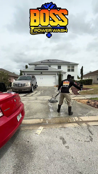 BOSS POWER WASH CLEANS UP THIS DRIVEWAY #pressurewashing #drivewaycleaning
