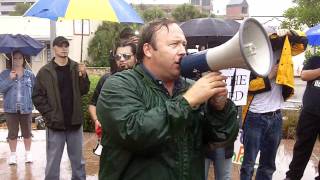 Alex Jones bullhorns the San Antonio Federal Reserve