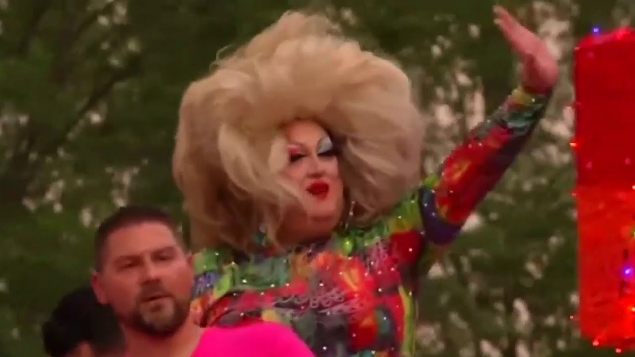 Thousands Gather in Houston for LGBTQ+ Pride Festival