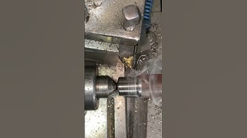 Threads in lathe machine #youtubeshorts #machinary #shortvideo #cncmachinetool #diy #automobile