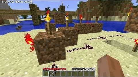 Minecraft front door redstone circuit tutorial (Outdated MC 1.2.6 Alpha)