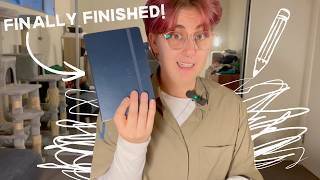 I forced myself to finally finish a sketchbook in a week