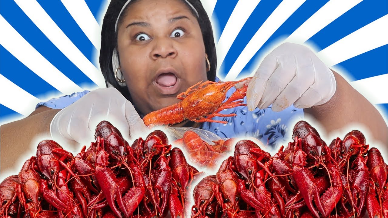 louisiana crawfish seafood boil low country boil plus Christmas toy